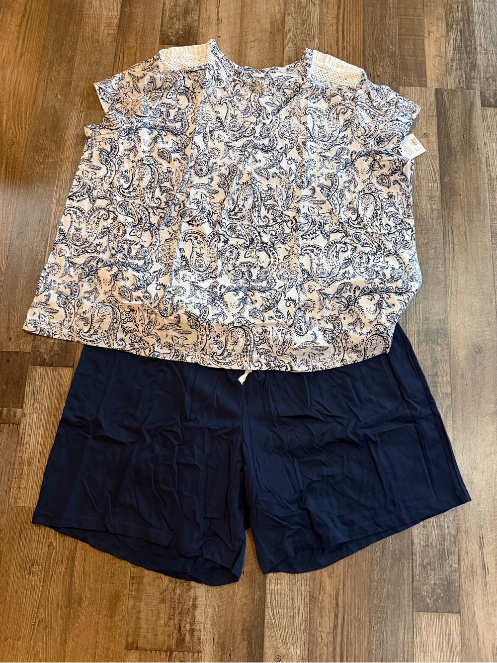 croft & barrow Navy and White Paisley Top with Navy  Shorts lounge  Set sz 3x